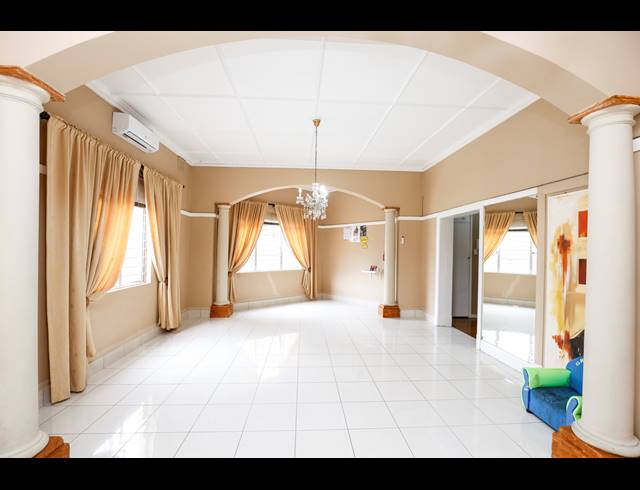 2 BEDROOM APARTMENT TO LET IN MORNINGSIDE